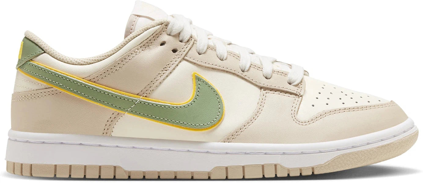 Dunk Low “Pale Ivory”
