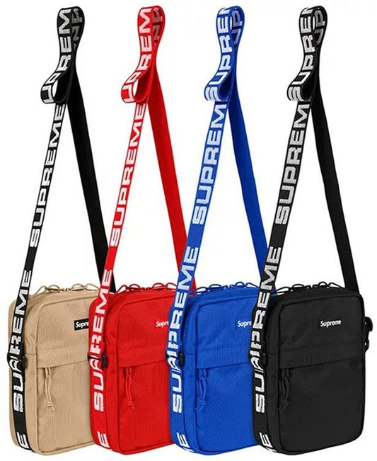 Supreme (4) Shoulder Bags